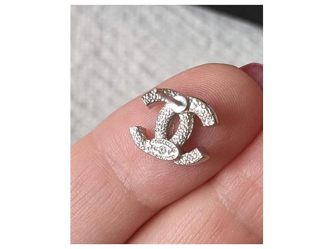 Chanel CC F18Orecchini di cristallo classici senza tempo con logo V Argento - vista 5