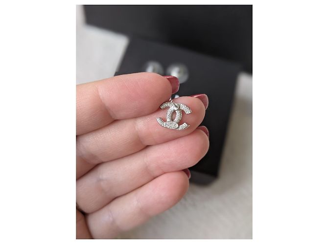 Chanel CC F18Orecchini di cristallo classici senza tempo con logo V Argento - vista 6