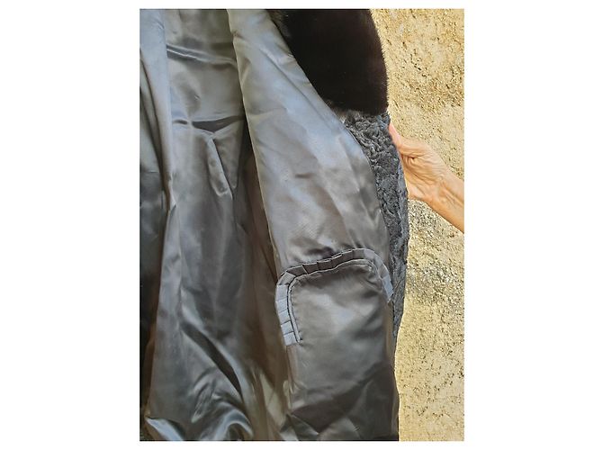Autre Marque Giacca Caban in Astrakan e Collo di Visone Nero - vista 4
