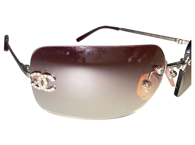 Chanel Occhiali da sole CC Aviators Rimless in viola Porpora - vista 4