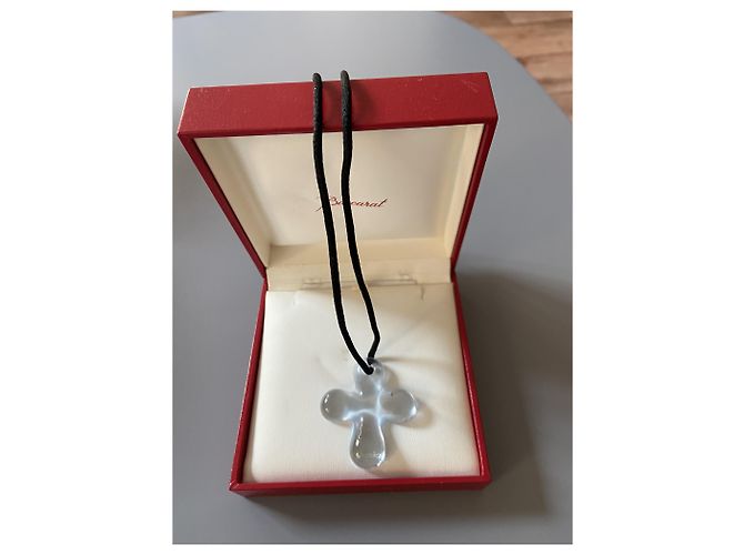 Collana con pendente Baccarat Croce in cristallo azzurro Blu chiaro - vista 2