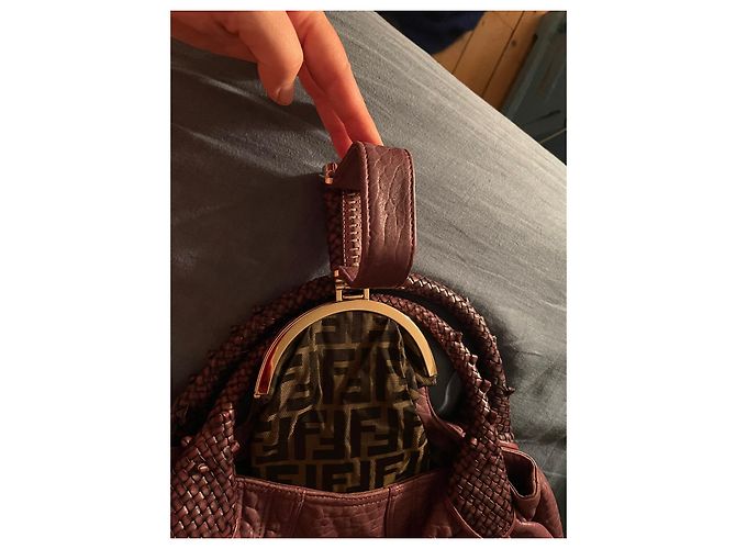 Borsa a mano Fendi Spy in pelle viola scuro - vista 10