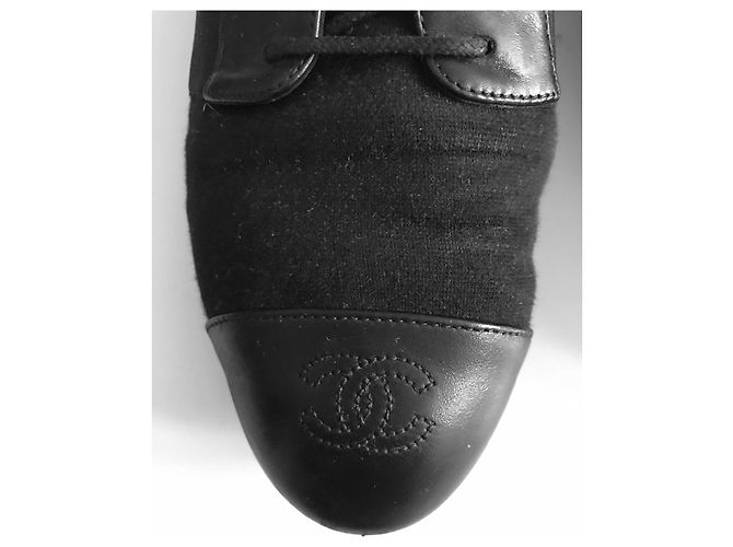 Chanel Uniform-Oxford-Schnürschuhe Schwarz - Ansicht 13