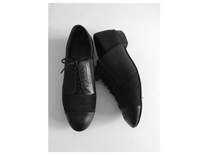 Chanel Uniform-Oxford-Schnürschuhe Schwarz - Ansicht 5
