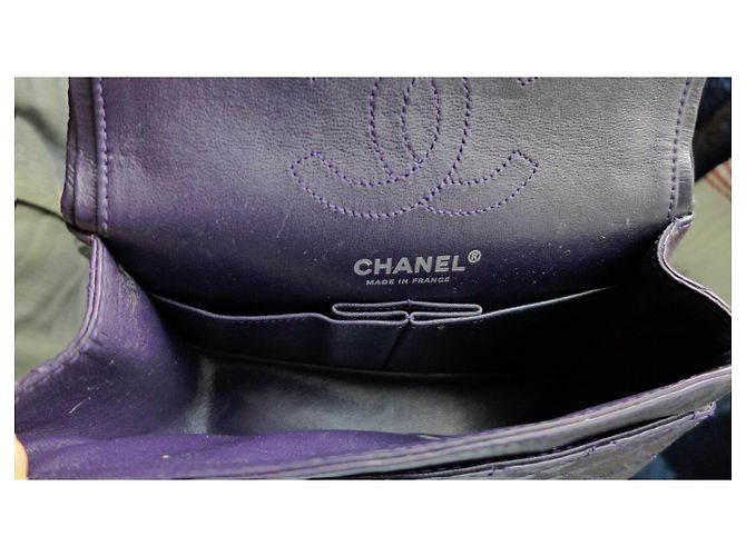 Borsa a mano Chanel 2.55 in pelle viola scuro - vista 10