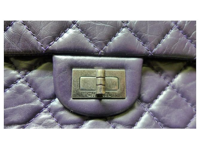Borsa a mano Chanel 2.55 in pelle viola scuro - vista 2