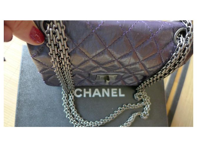 Borsa a mano Chanel 2.55 in pelle viola scuro - vista 6