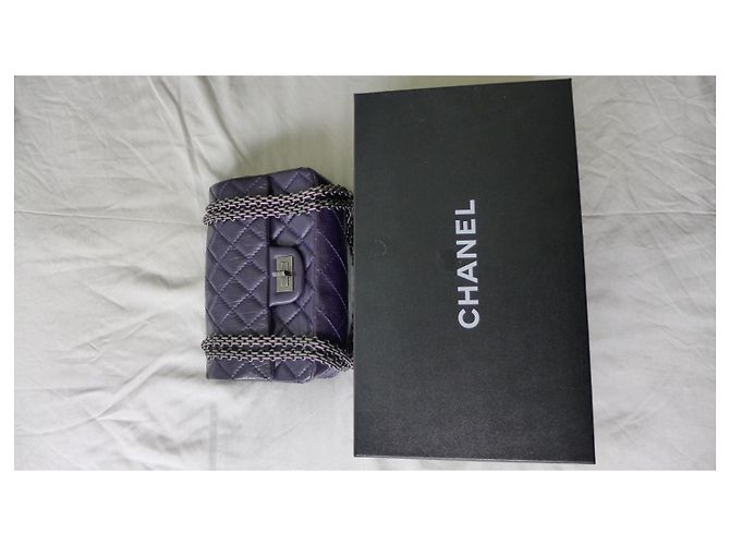 Borsa a mano Chanel 2.55 in pelle viola scuro - vista 7