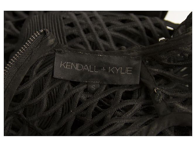 Autre Marque Kendall + Kylie nero traforato mini lunghezza maniche corte vestito Sz S - vista 4