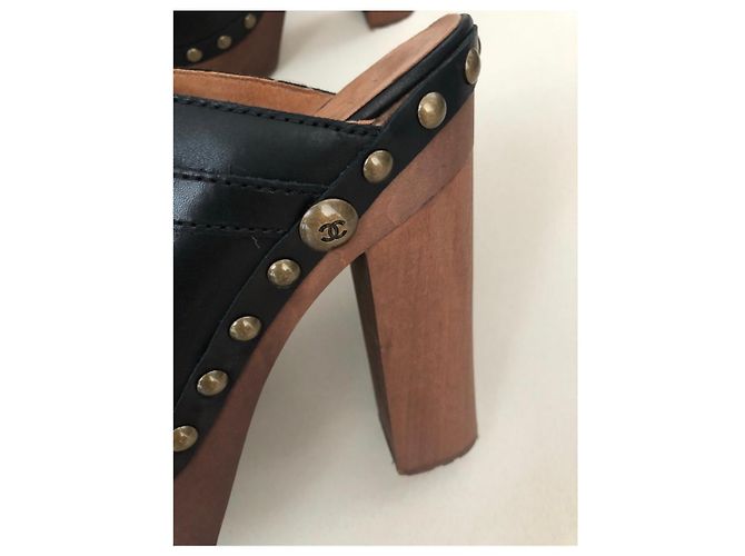 Chanel zuecos Castaño - vista 3