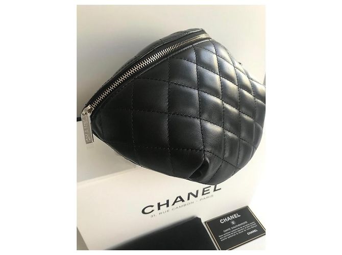 Marsupio Chanel in pelle di agnello nera .neuf Nero - vista 3