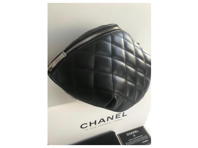 Marsupio Chanel in pelle di agnello nera .neuf Nero - vista 4