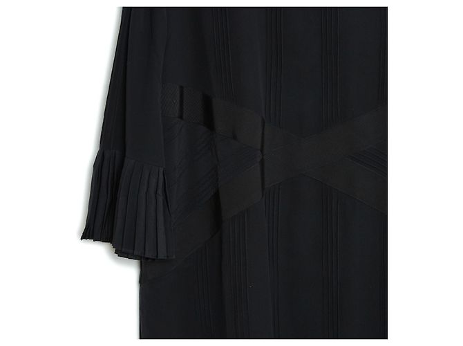 Fendi RÜSCHEN AUS KREPP SCHWARZ FR40 NEU - Ansicht 2