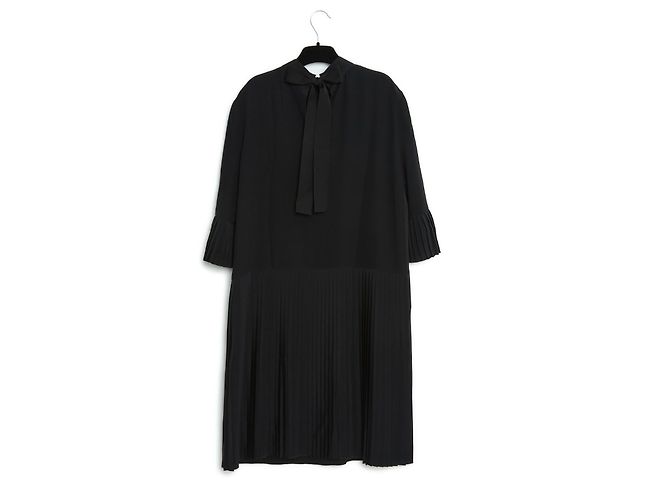 Fendi RÜSCHEN AUS KREPP SCHWARZ FR40 NEU - Ansicht 3