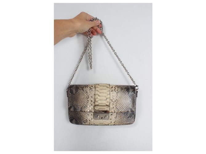 Christian Dior. Sacchetto MISS DIOR. Grigio - vista 10