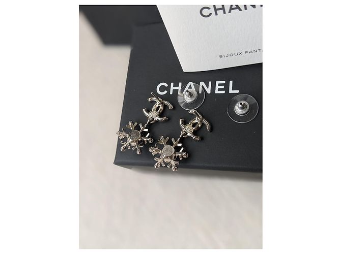 Chanel CC A19B Orecchini SHW Fiocco di Neve Argento - vista 7