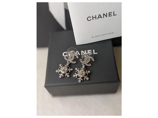 Chanel CC A19B Orecchini SHW Fiocco di Neve Argento - vista 10