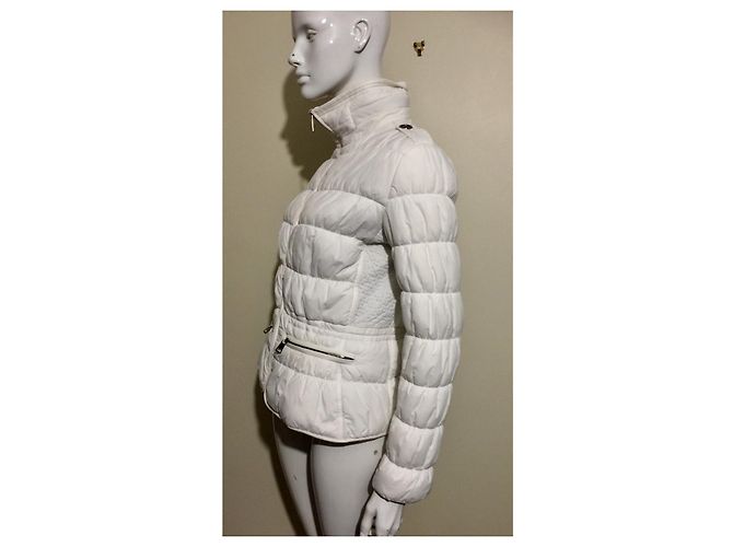 Jaqueta baiacu Burberry Brit em branco - vista 4