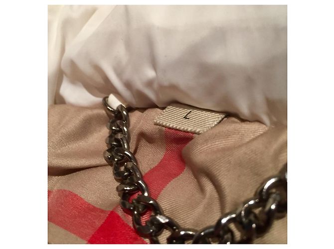Jaqueta baiacu Burberry Brit em branco - vista 6