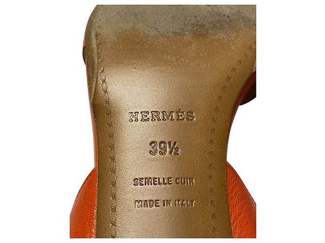 Birkin Hermès Hermes Ottomane Slingback Kitten Heels aus orangefarbenem Leder - Ansicht 6
