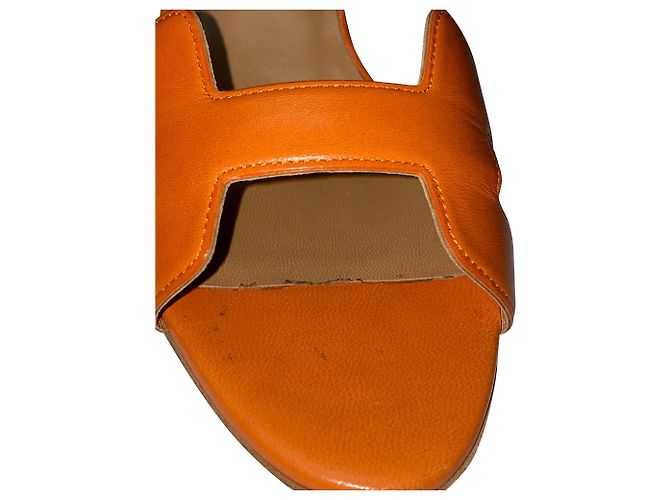 Birkin Hermès Hermes Ottomane Slingback Kitten Heels aus orangefarbenem Leder - Ansicht 7