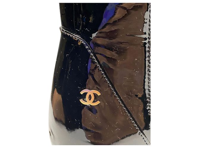 Bottines Chanel en Vernis Noir - vue 6