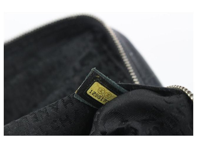 Chanel Astuccio per cosmetici Cambon Ligne in pelle trapuntata nera - vista 2