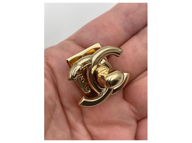 CHANEL chiusura originale CC turnlock Oro D'oro - vista 6