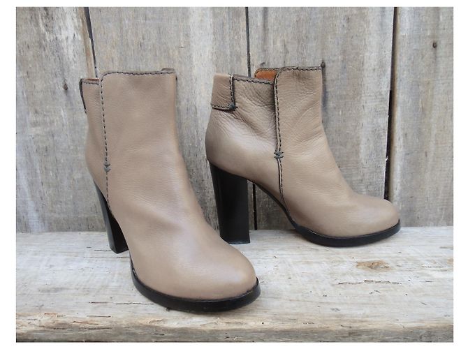 Stivaletti Chloé in pelle grigia e beige 39,5 Grigio - vista 3