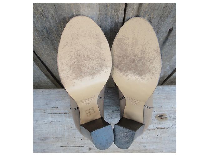Stivaletti Chloé in pelle grigia e beige 39,5 Grigio - vista 7