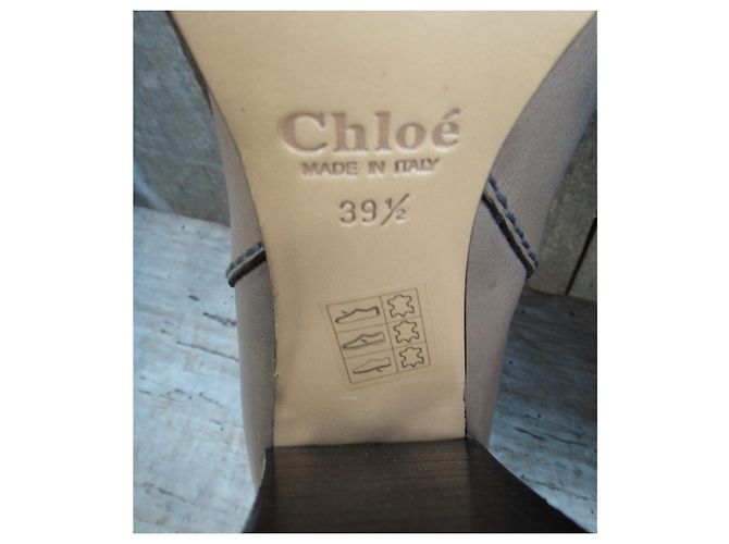 Stivaletti Chloé in pelle grigia e beige 39,5 Grigio - vista 8