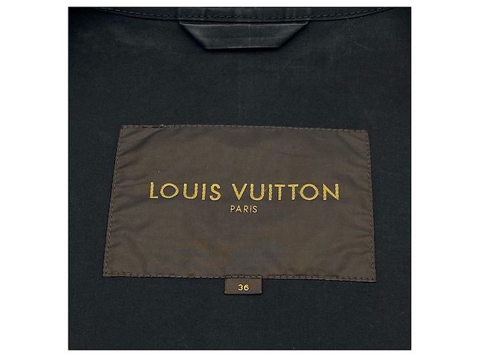 Mackintosh de Louis Vuitton x Stephen Sprouse en algodón engrasado negro - vista 6