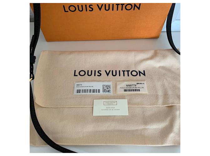 Louis Vuitton Pallas Marrone - vista 4