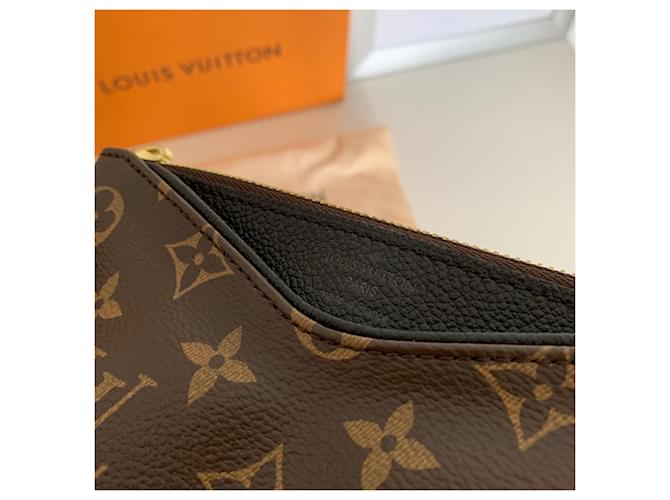 Louis Vuitton Pallas Marrone - vista 5