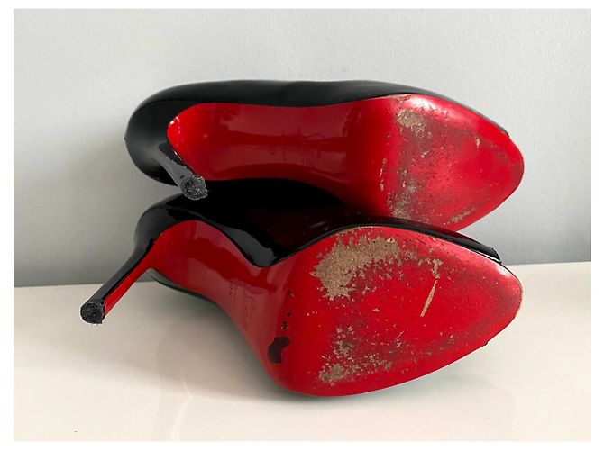 Tacchi Christian Louboutin. Nero - vista 13