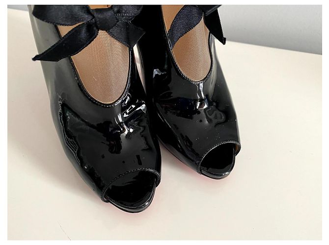 Tacchi Christian Louboutin. Nero - vista 4
