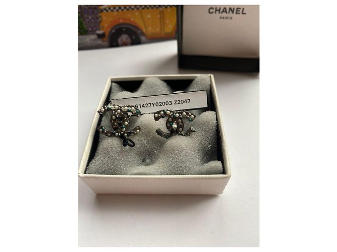 Chanel CC B12Orecchini in rutenio con perle blu e bianche Multicolore - vista 12