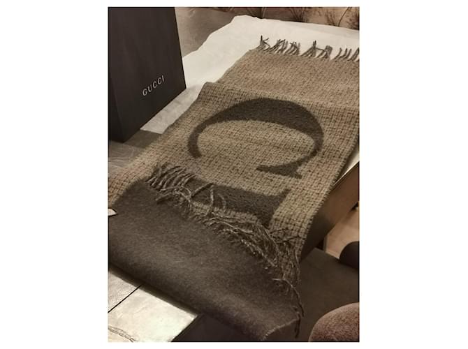 Écharpe Gucci en laine vert olive - vue 2
