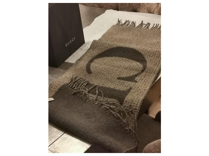 Écharpe Gucci en laine vert olive - vue 3
