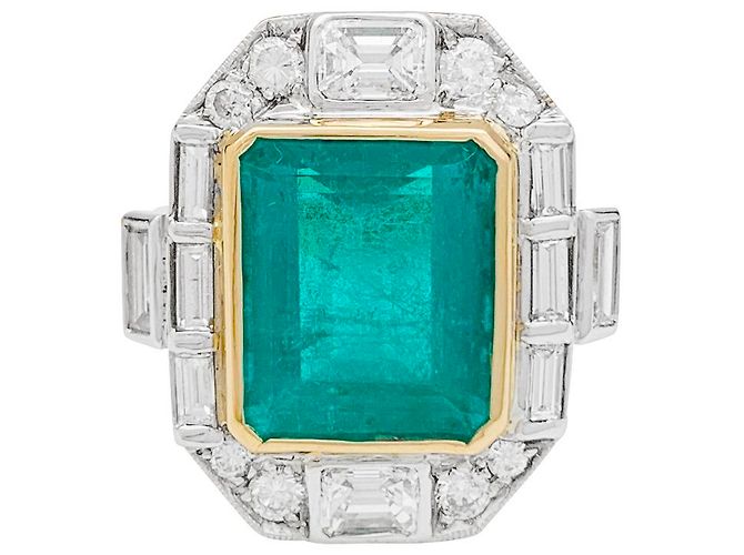 inconnue Anello con due smeraldi in oro e diamanti. - vista 3