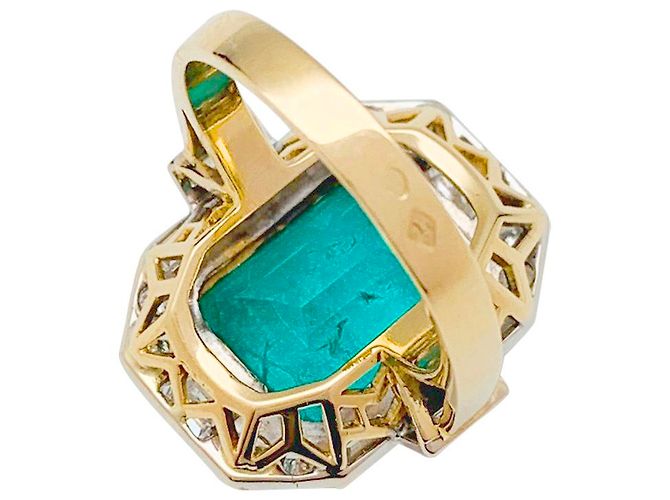 inconnue Anello con due smeraldi in oro e diamanti. - vista 7