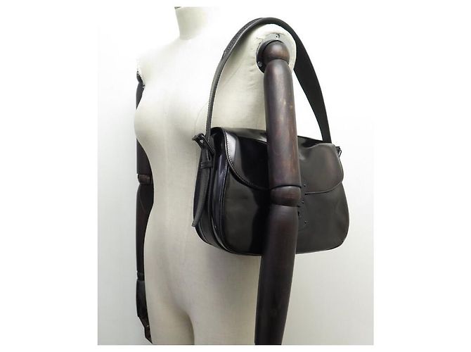 BOLSA RALPH LAUREN RICKY CARDRIDGE PATENTE DE COURO BOLSA DE MÃO PRETA - vista 6