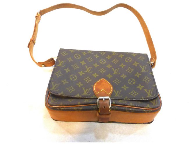 Louis Vuitton MONOGRAMA DO CARTUCHO GM Marrom - vista 6