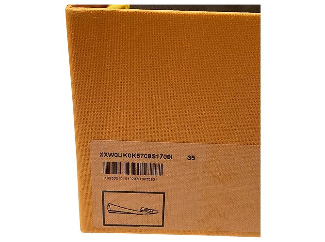 Tod's Mokassin-Flats aus cremefarbenem Leder Weiß Roh - Ansicht 10