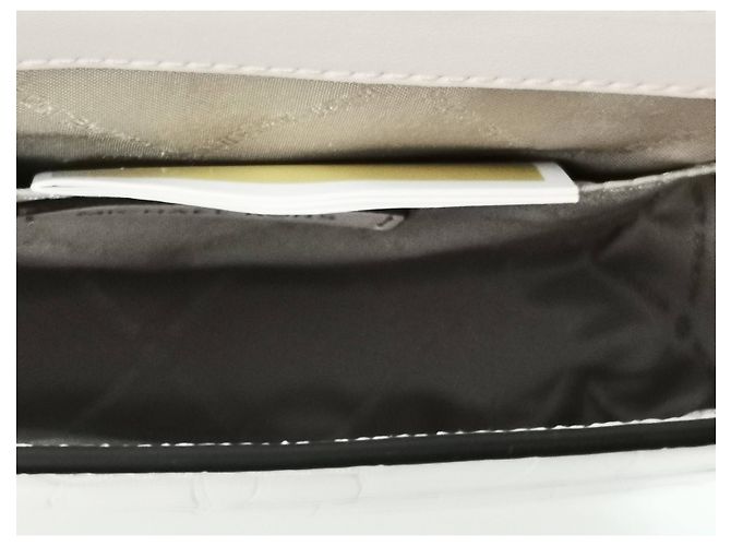 Borsa a tracolla Michael Kors rosa stampa coccodrillo Gold hardware - vista 8
