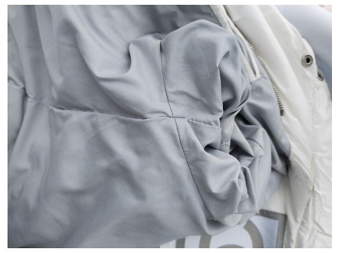 Chanel 00A 2000 Fall runway Karl Lagerfeld SKI JACKET White - view 6