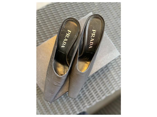 Prada Pantoletten mit Absatz Schwarz - Ansicht 3