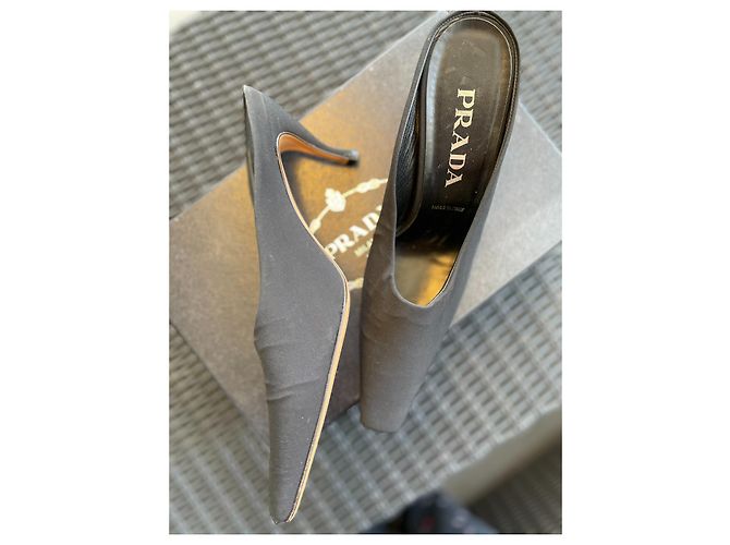 Prada Pantoletten mit Absatz Schwarz - Ansicht 4