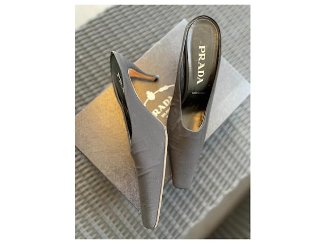 Prada Pantoletten mit Absatz Schwarz - Ansicht 6