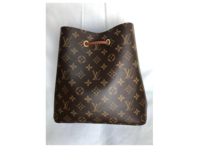 Néonoé Louis Vuitton Borsa Neo Noe Caramello - vista 2